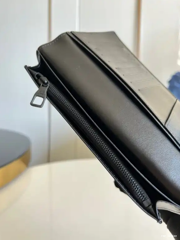Cheap WALLET VUITTON LOUIS BRAZZA 0511